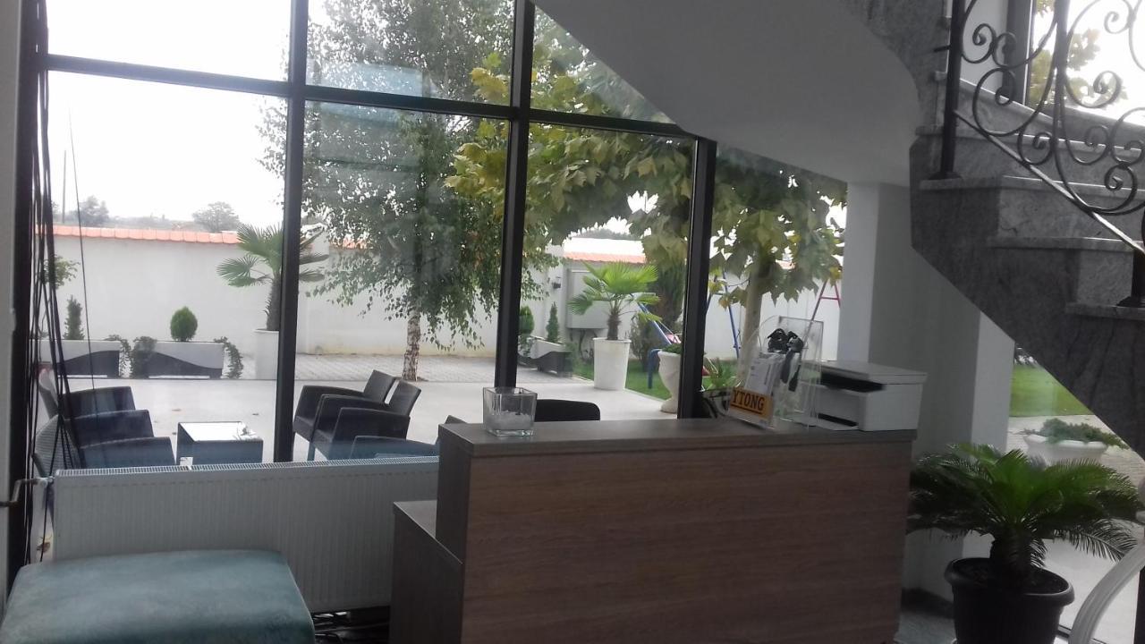 Mesecev Konak Bed and Breakfast Ni Exterior foto